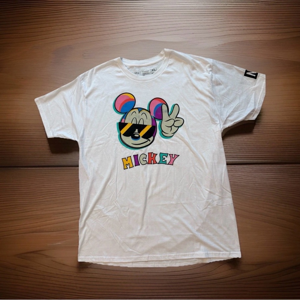 Disney x NEFF Mickey Mouse Shirt Large White Graphic Tee MENS XL  - EUC
